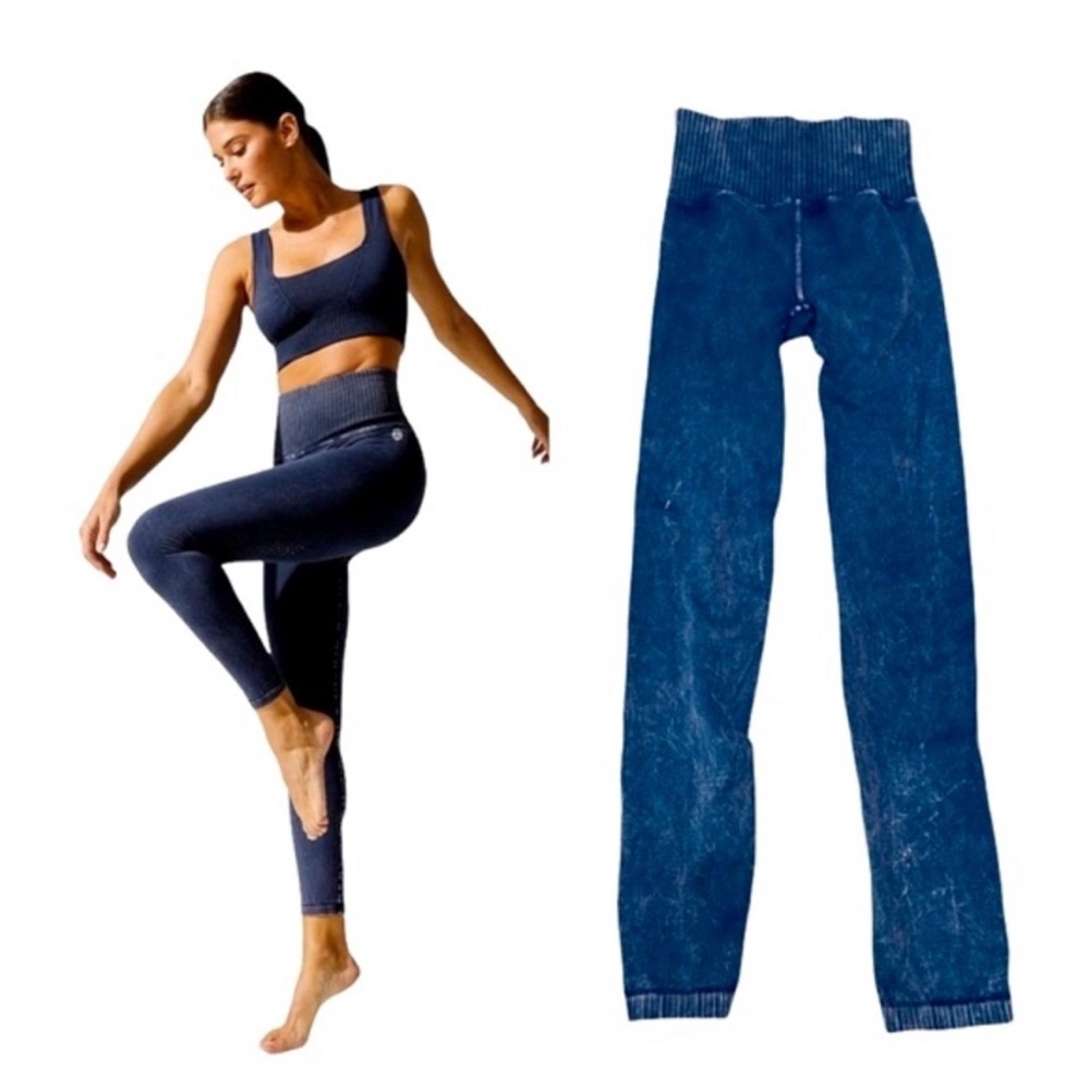 Free People High-Waist Seamless Navy Blue Leggings